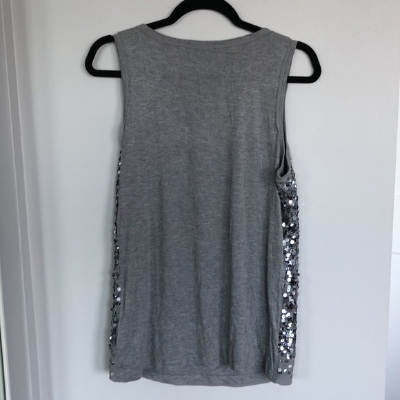 AK Anne Klein Silver Sequined Sleeveless Top - Picture 6 of 9
